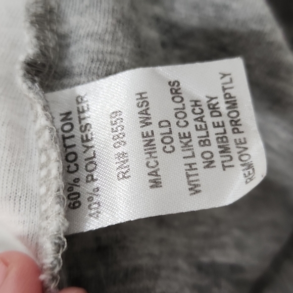 RUSTIC SOULS Gray Black Color Block Short Sleeve Pyramid Print Tee - Picture 5 of 5